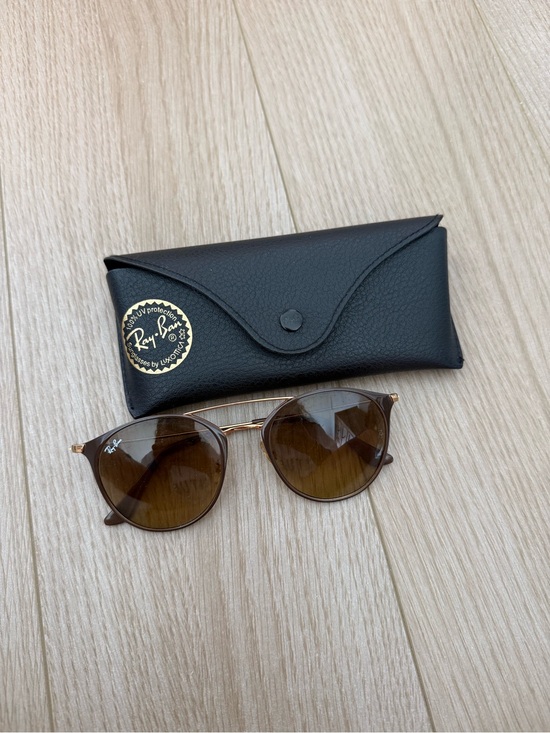 Ray-Ban Accessories - Ray-Ban Brown Gradient Lenses with Gold Frame Sunglasses